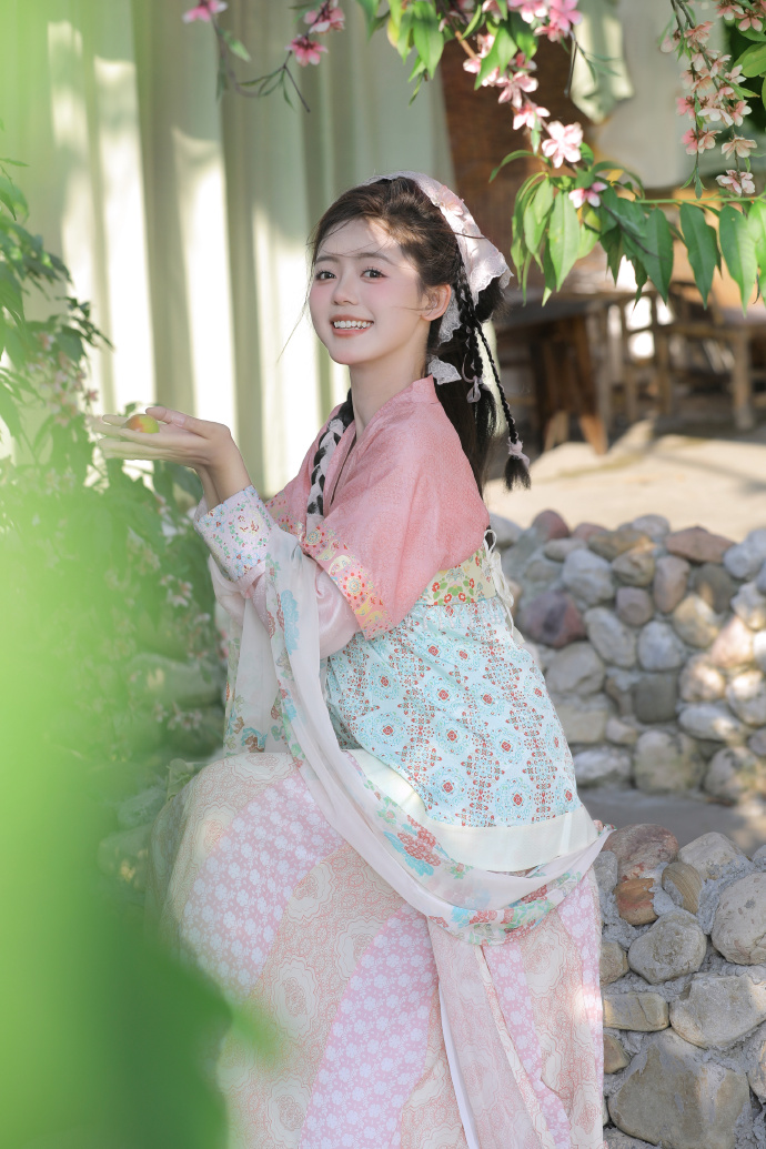 海贼王实拍版 封面